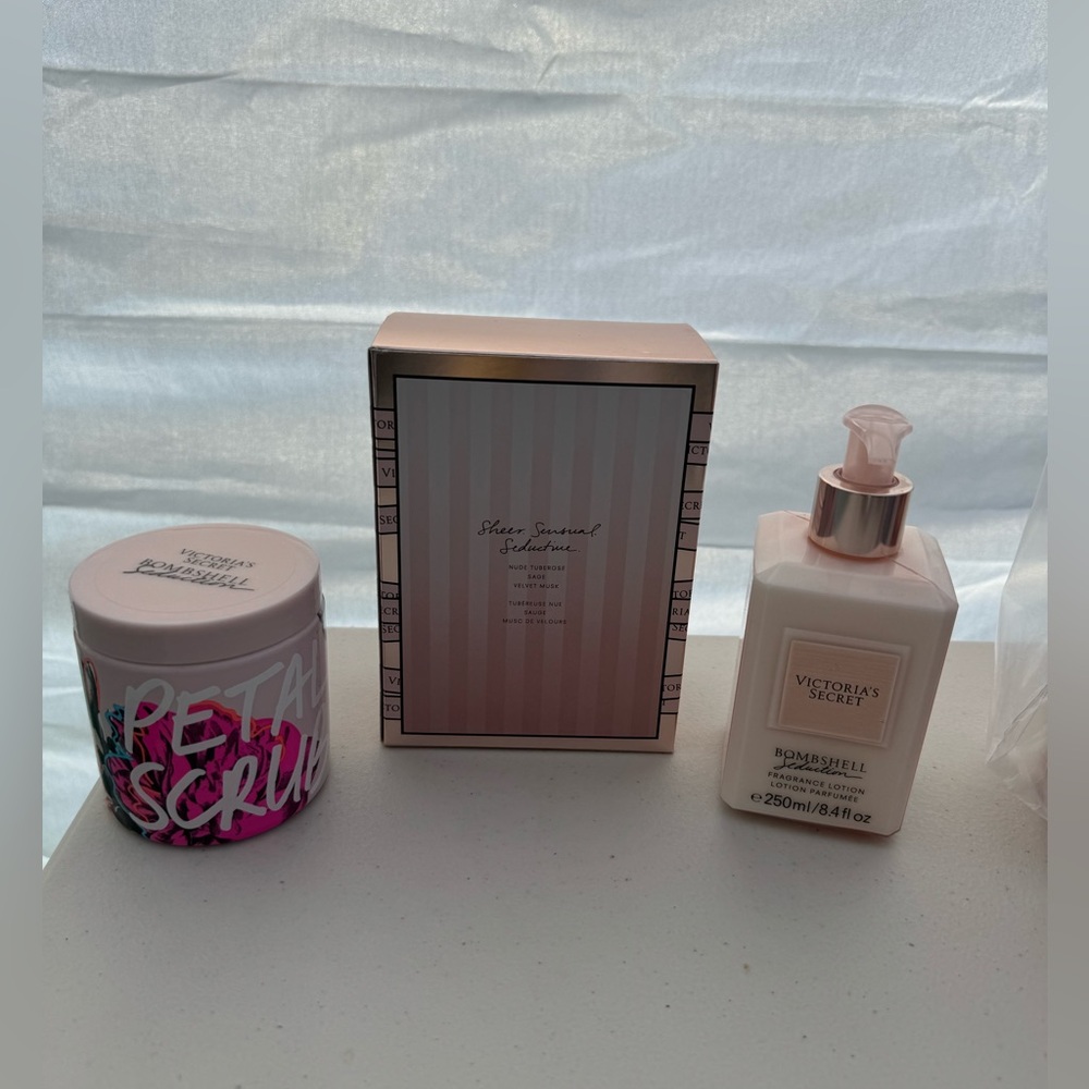 Victoria's Secret Bombshell Fine Fragrance Body Perfume & Lotion Set NEW